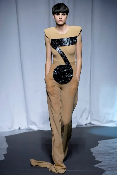 Look 34